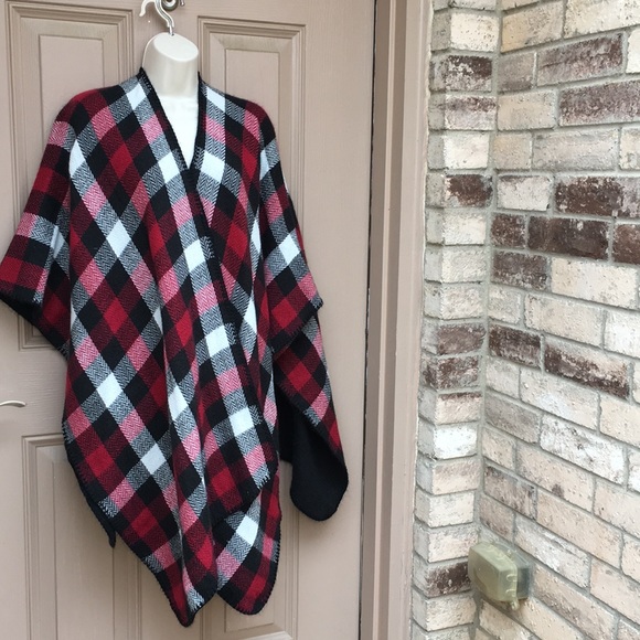 Woolrich Sweaters - Woolrich reversible poncho